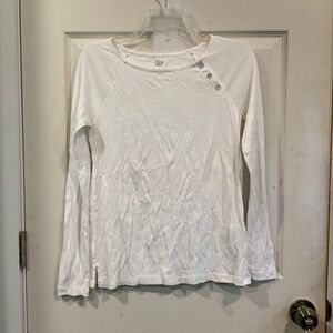 Gap Favorite Boatneck with Buttons Shirt, size Medium